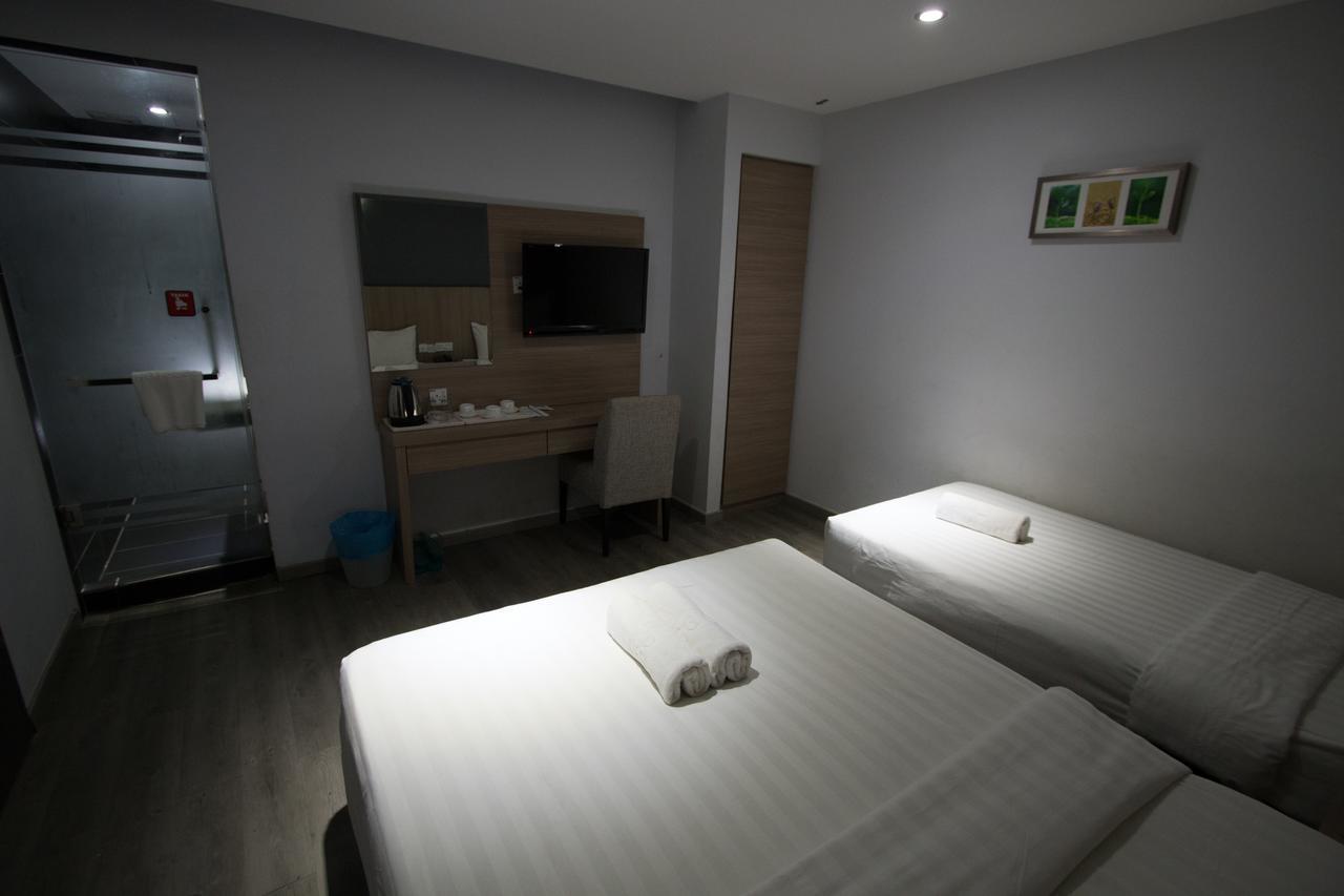 Hotel 99 Pusat Bandar Puchong Kültér fotó
