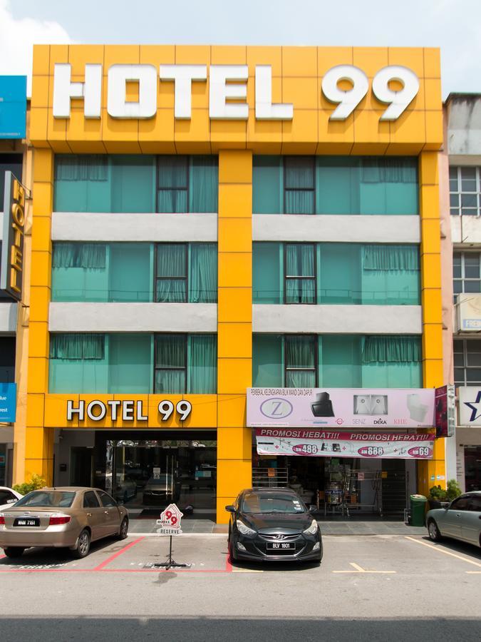 Hotel 99 Pusat Bandar Puchong Kültér fotó