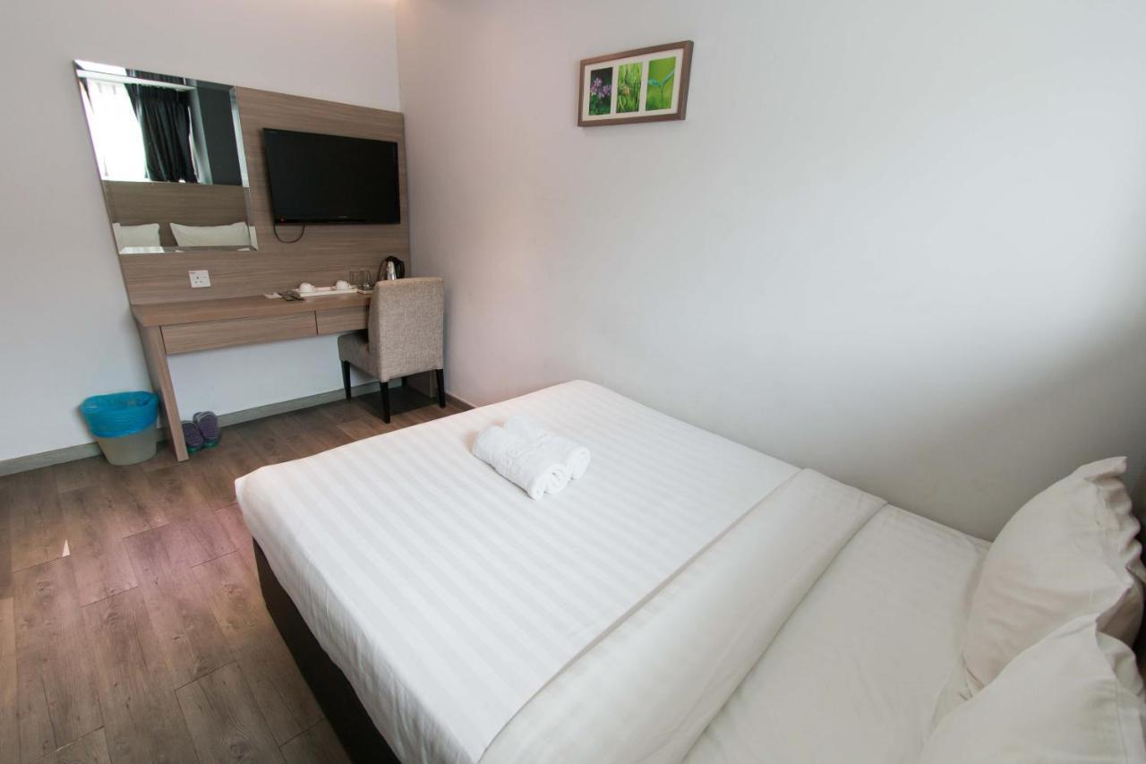 Hotel 99 Pusat Bandar Puchong Kültér fotó