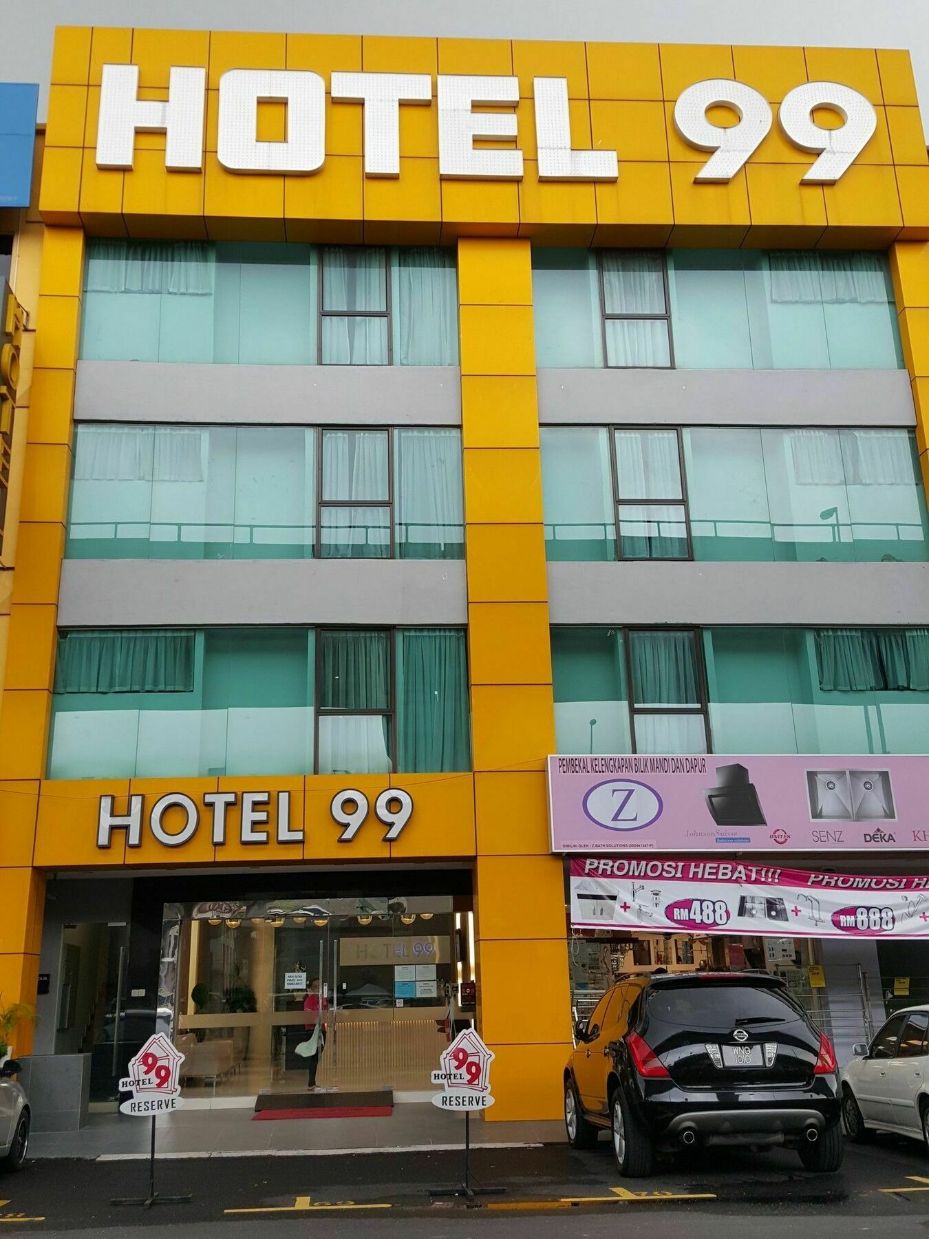 Hotel 99 Pusat Bandar Puchong Kültér fotó